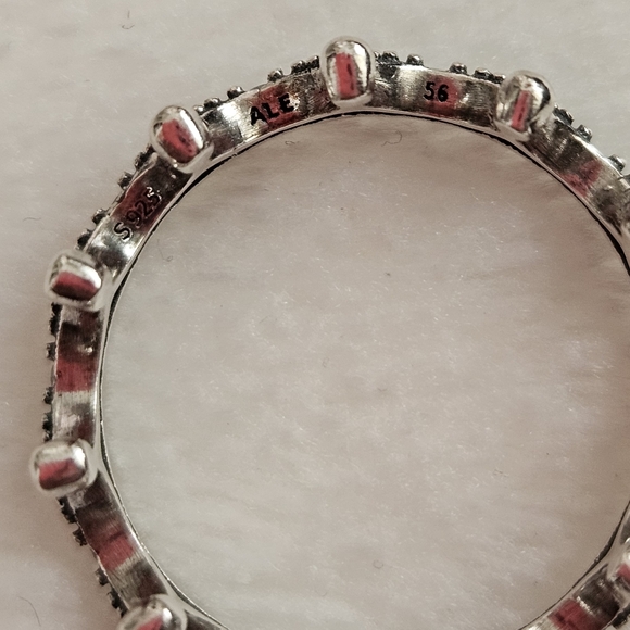 Pandora crown ring - Picture 2 of 4